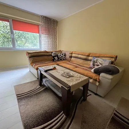Apartament Lovely Хасково