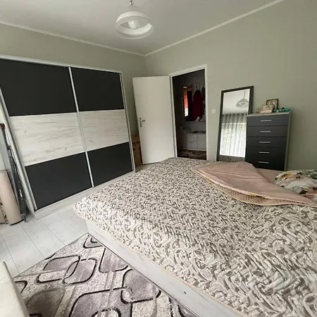 Апартамент Apartament Lovely *