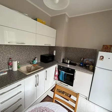 Апартамент Apartament Lovely
